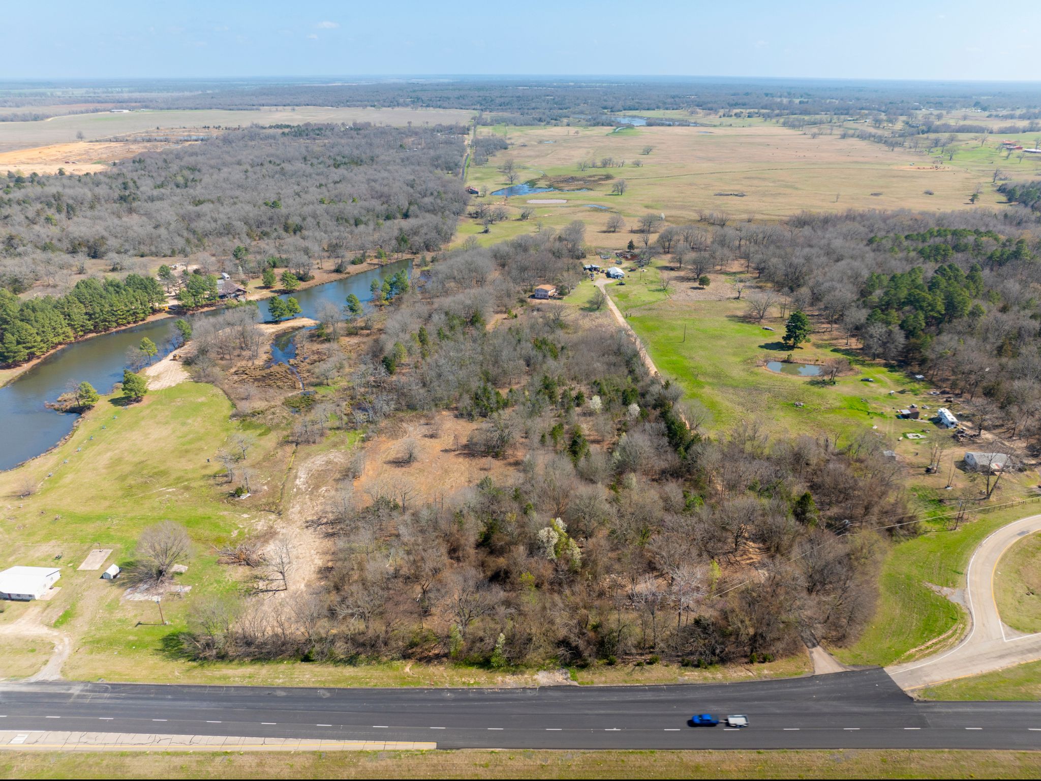 Serene Oasis: A 4-Acre Haven in Lamar County, TX, Just Minutes from Pat Mayse Lake