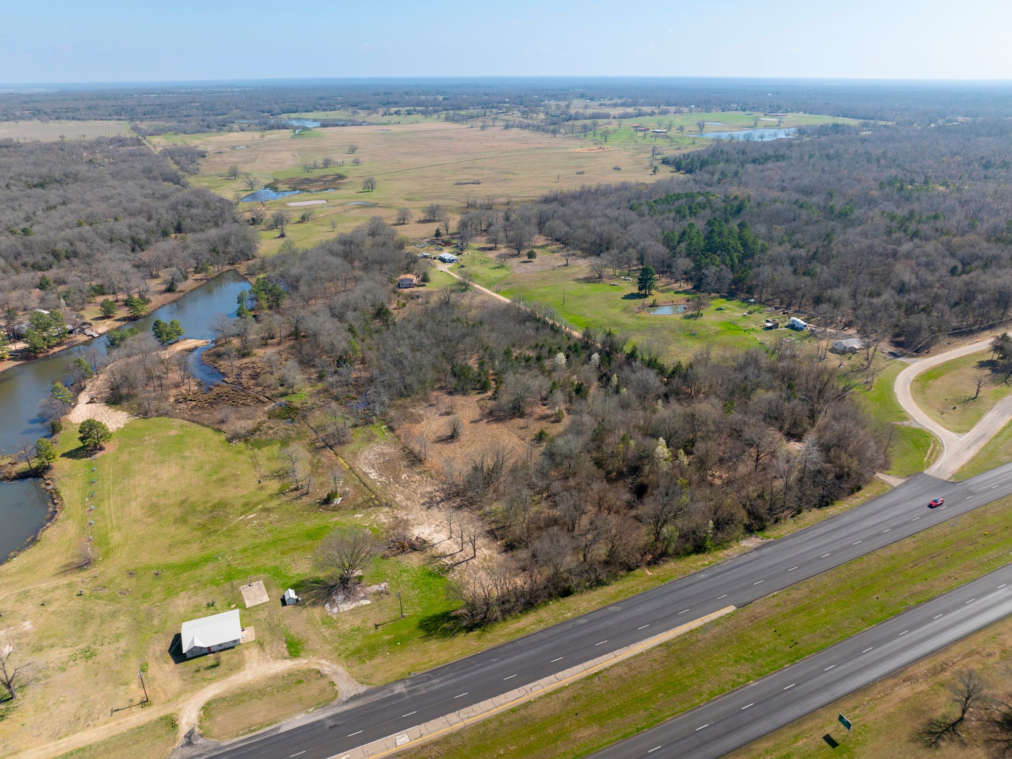 Serene Oasis: A 4-Acre Haven in Lamar County, TX, Just Minutes from Pat Mayse Lake photo 4